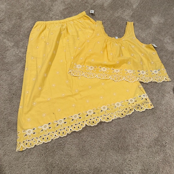 NWT Old Navy Yellow Elastic Waist Eyelet Detail Skirt and Top Set! - Picture 1 of 9